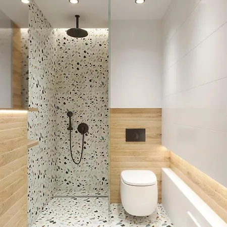 Luxurious One Bedroom In Center *